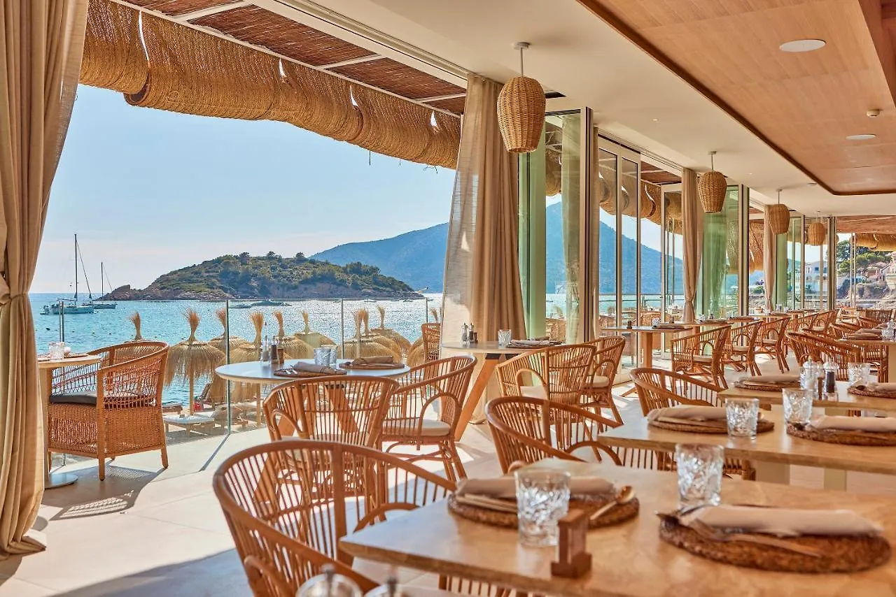 Universal Aquamarin Beach Houses Andratx Spain