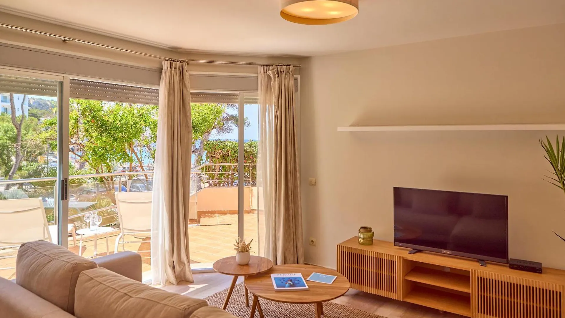 Universal Aquamarin Beach Houses Andratx
