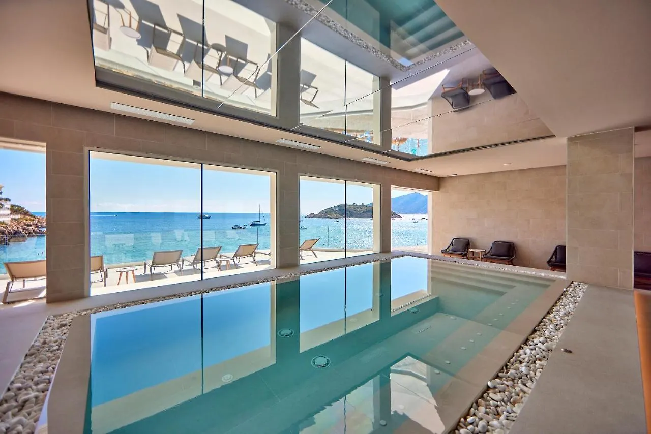 Universal Aquamarin Beach Houses Andratx  0*,  España